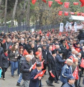 CHP'liler Taksim'e yürüyor