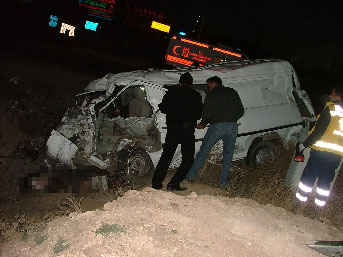 Konya'da feci kaza; 4 ölü, 3 yaralı